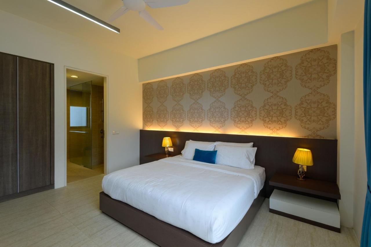 By The Sea Beach Front Apartment Batu Ferringhi Exterior foto
